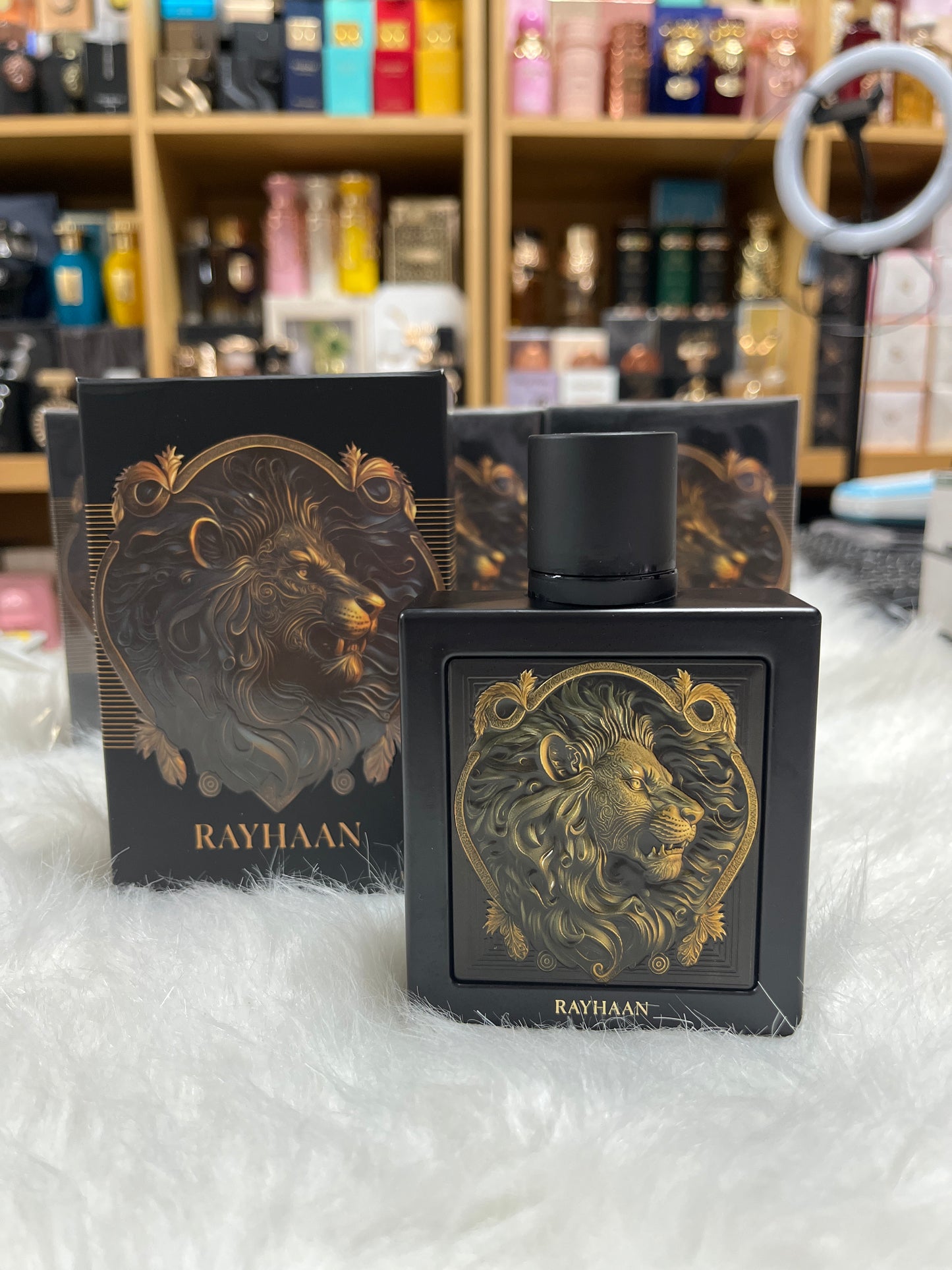 Muestra Rayhaan Lion