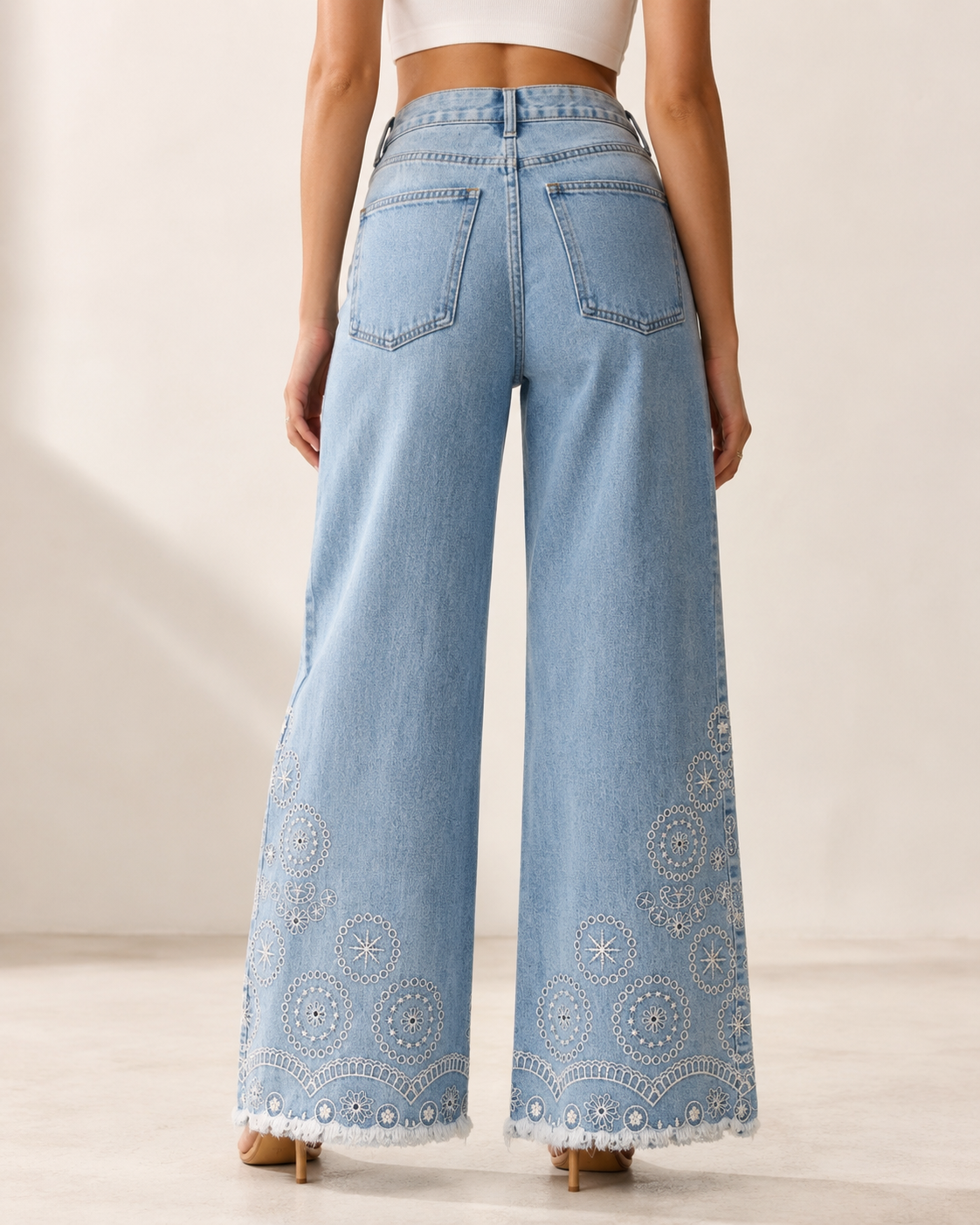 Vaqueros Wideleg bordado