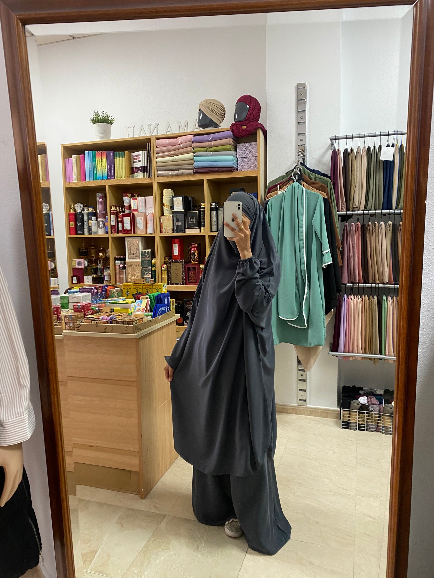 Jilbab gris 2 piezas Falda