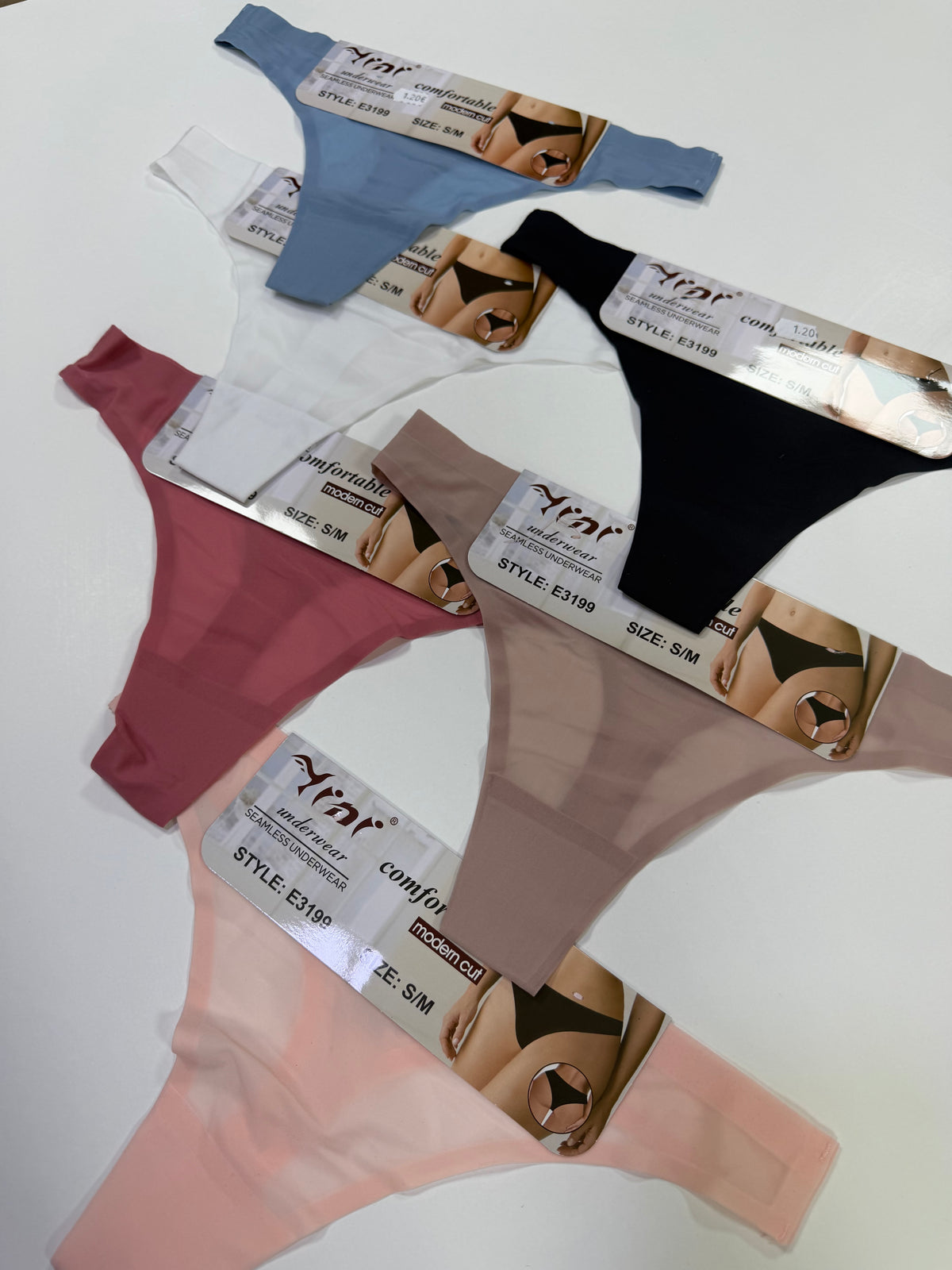 Tanga Corte moderno