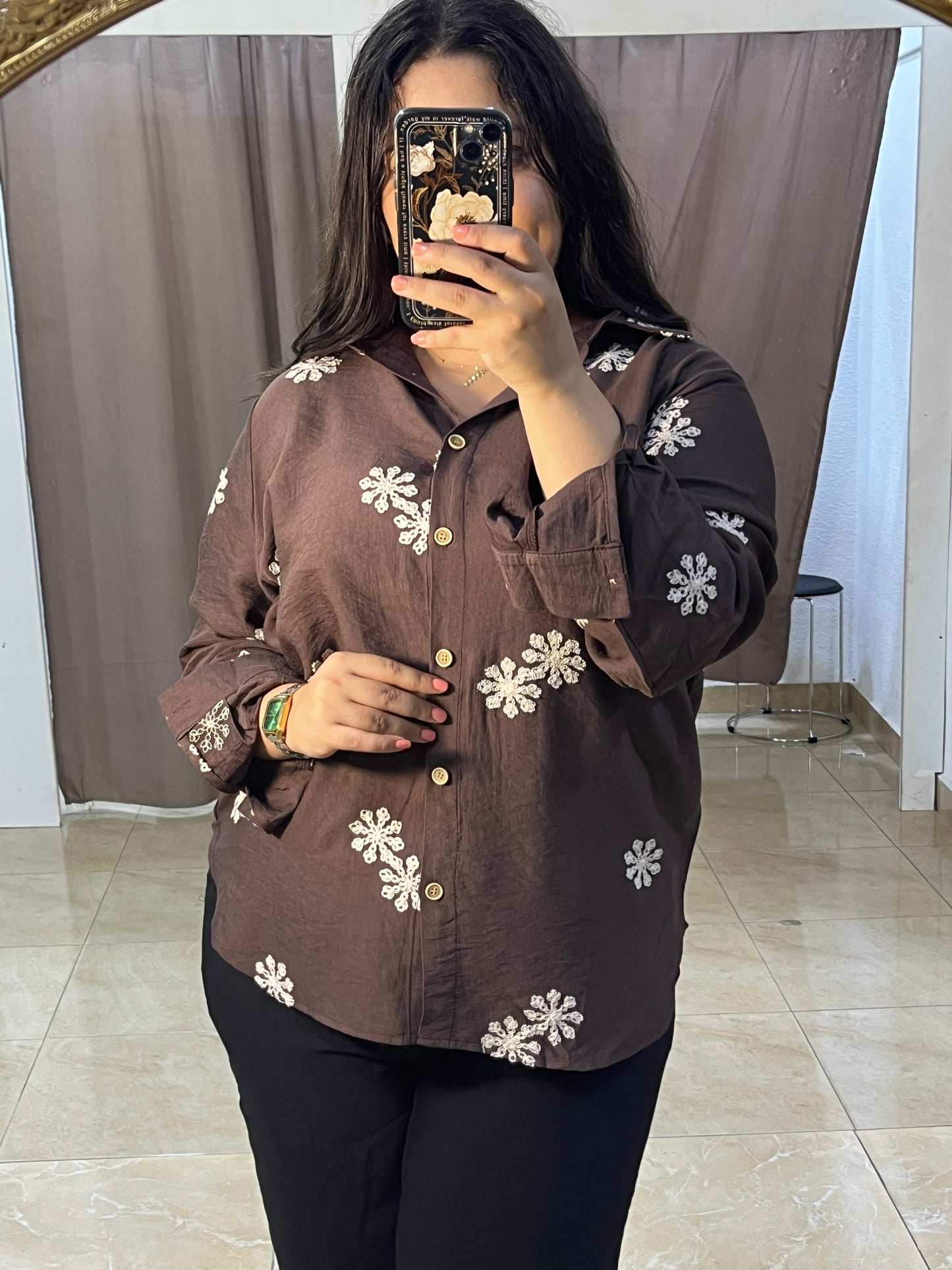 Camisa bordada flores