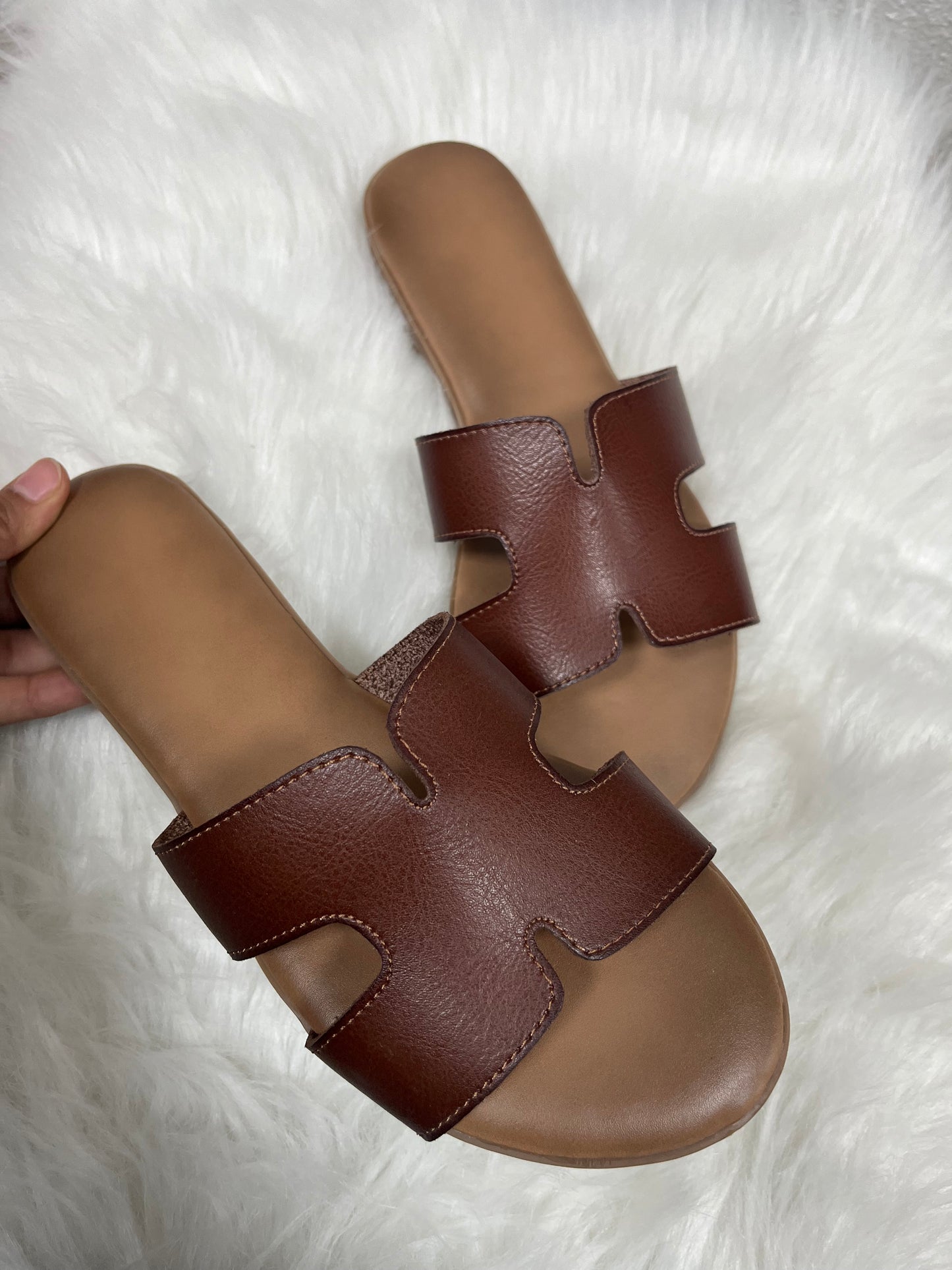 Sandalias tipo Hermes