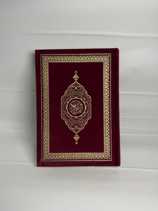 Quran terciopelo