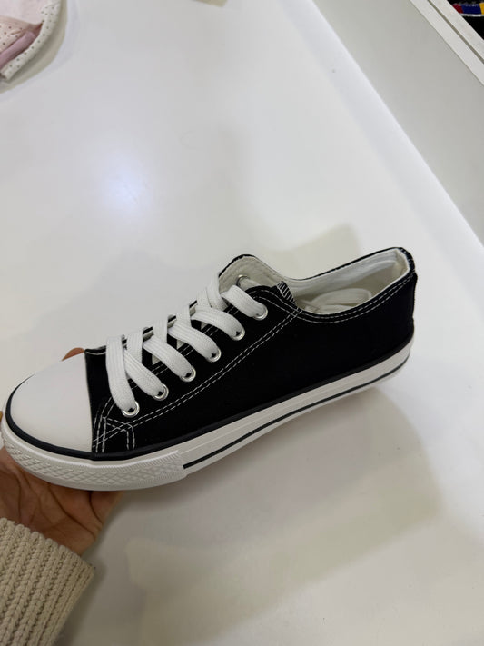 Zapatilla Basic Black