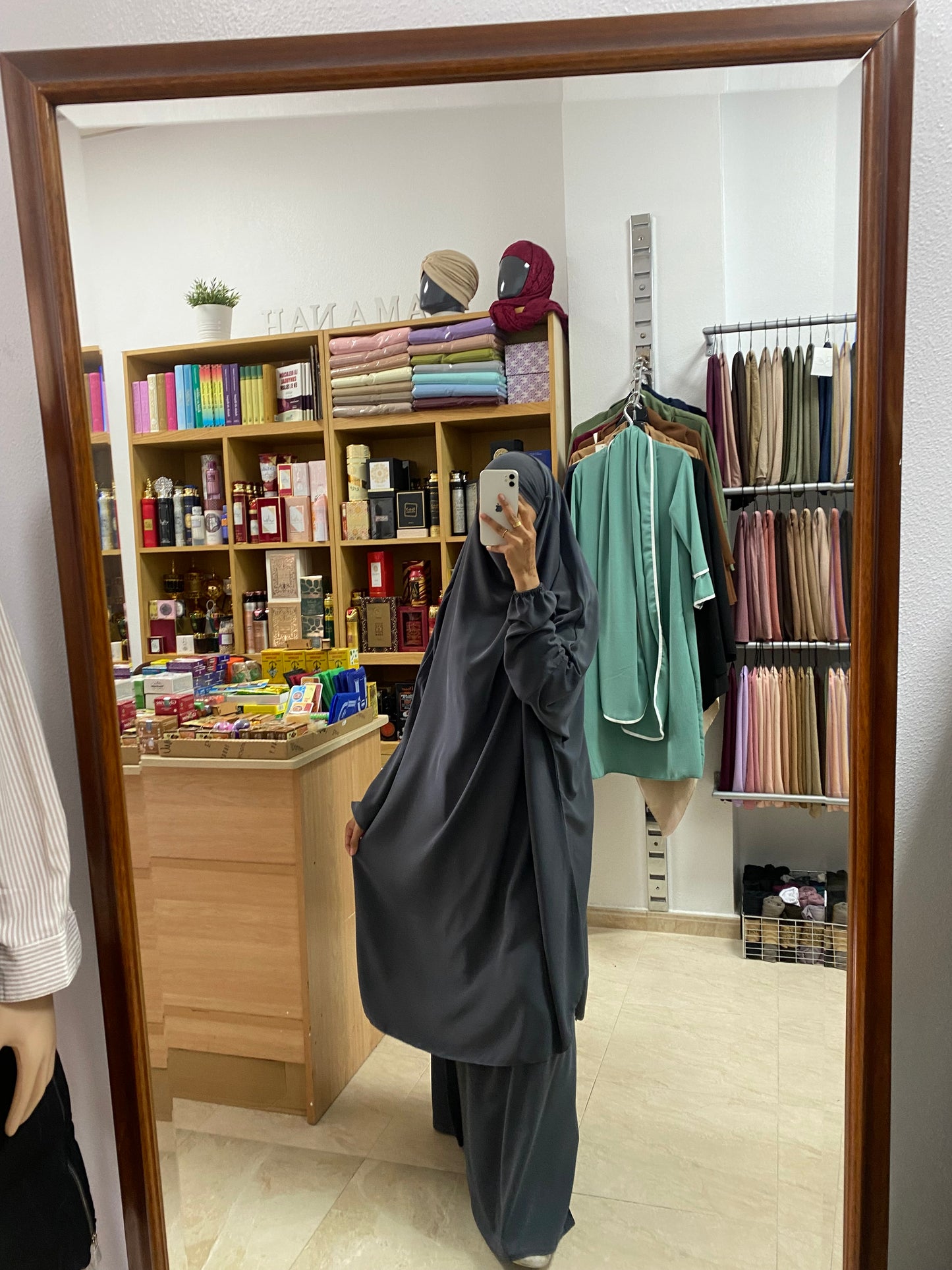 Jilbab gris 2 piezas Falda